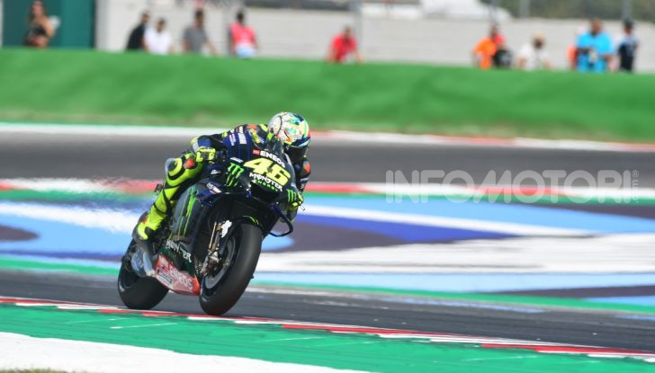 MotoGP 2019: Marquez vince a Misano in volata su Quartararo, terzo Vinales davanti a Rossi - Foto 9 di 35
