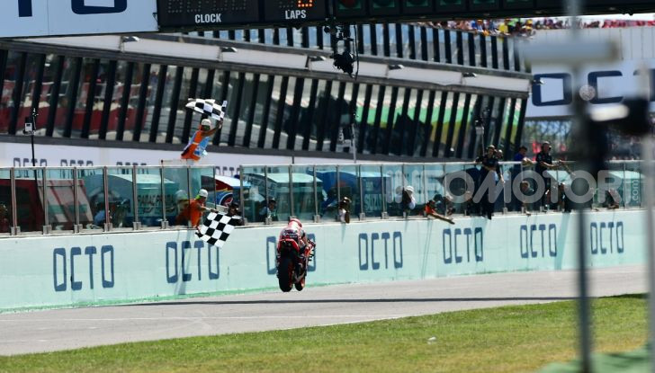 MotoGP 2019: Marquez vince a Misano in volata su Quartararo, terzo Vinales davanti a Rossi - Foto 26 di 35