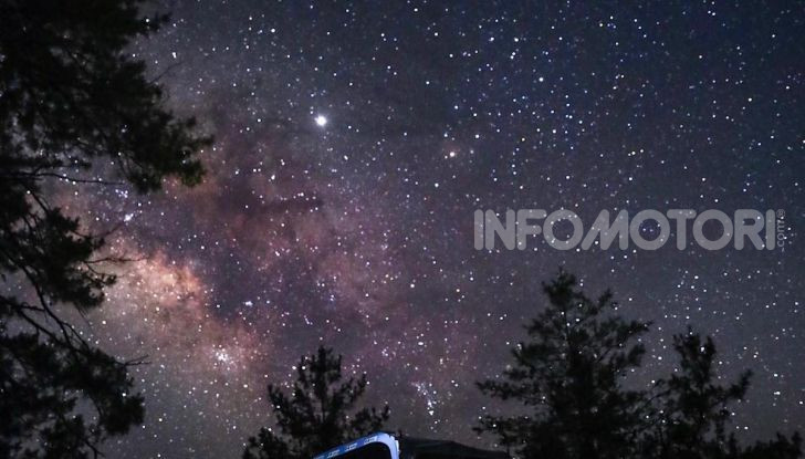 La corsa più pazza del mondo si fa sull’Himalaya con l’Apecar - Foto 2 di 8