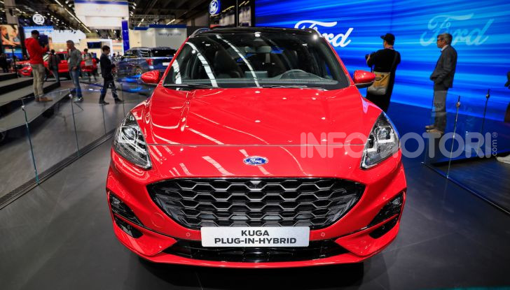 Ford Kuga: la terza generazione è più tecnologica e ibrida - Foto 1 di 14