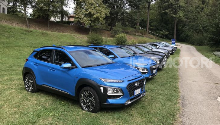 Hyundai Kona Hybrid, prezzi e prestazioni del SUV compatto - Foto 5 di 10