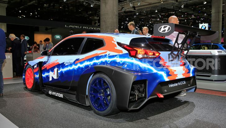 Hyundai Veloster N ETCR: l’elettrica da corsa per il Mondiale Turismo a zero emissioni - Foto 7 di 12