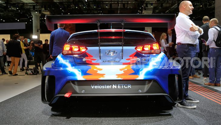 Hyundai Veloster N ETCR: l’elettrica da corsa per il Mondiale Turismo a zero emissioni - Foto 8 di 12