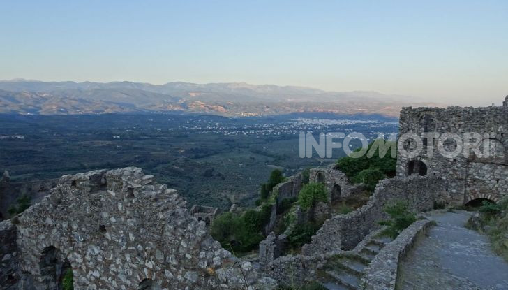 Viaggi in moto, Grecia: il giro del Peloponneso con una Suzuki V-Strom 1000 XT - Foto 32 di 43