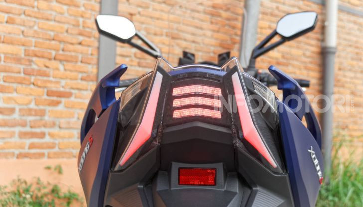 Prova Kymco Xciting 400i s: pochi difetti, tanta sostanza - Foto 15 di 51