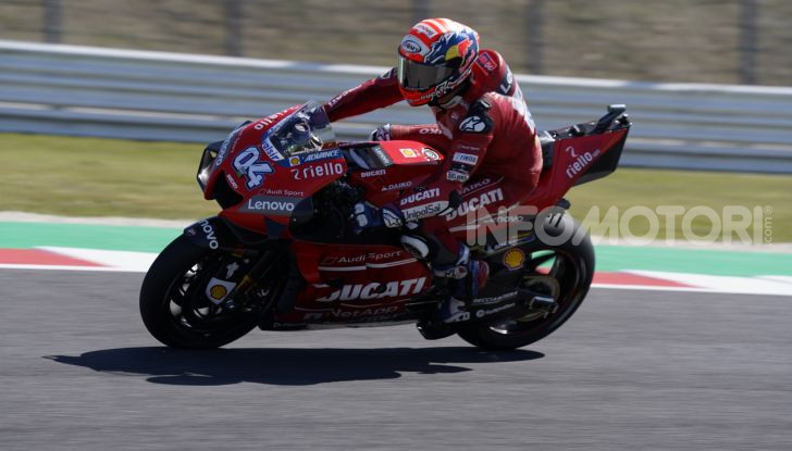 MotoGP 2019, GP di San Marino: Vinales soffia la pole alla sorprendente KTM di Espargarò, Rossi settimo - Foto 15 di 44