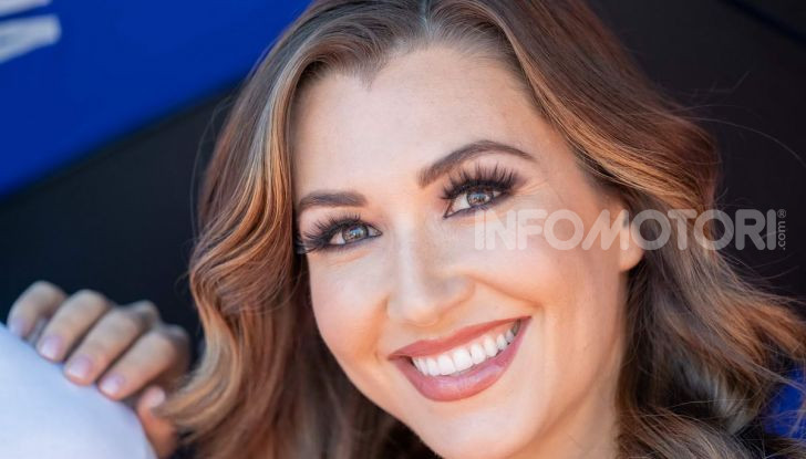 [GALLERY] Le ombrelline più belle del GP di Misano 2019 - Foto 41 di 81