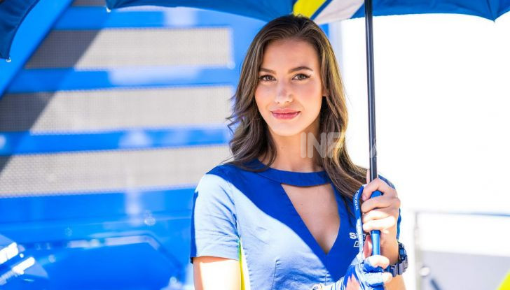 [GALLERY] Le ombrelline più belle del GP di Misano 2019 - Foto 52 di 81