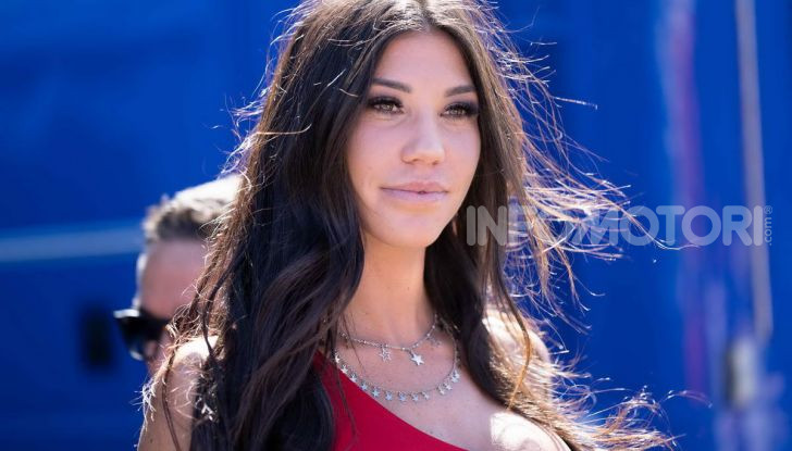 [GALLERY] Le ombrelline più belle del GP di Misano 2019 - Foto 54 di 81