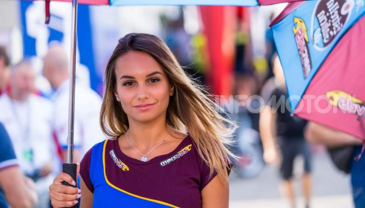 [GALLERY] Le ombrelline più belle del GP di Misano 2019 - Foto 79 di 81