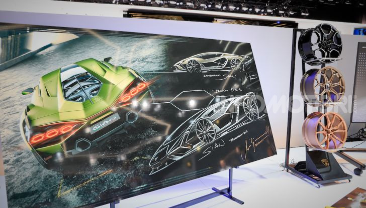 Lamborghini Sian: l’ibrida di Sant’Agata è un fulmine da 819CV - Foto 35 di 45