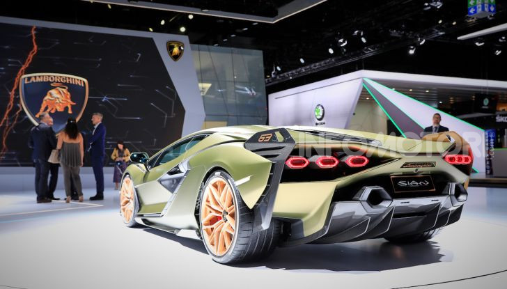 Lamborghini Sian: l’ibrida di Sant’Agata è un fulmine da 819CV - Foto 8 di 45