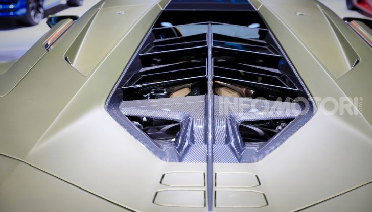 Lamborghini Sian: l’ibrida di Sant’Agata è un fulmine da 819CV - Foto 10 di 45