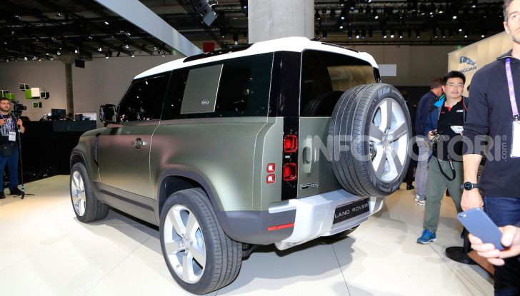 Land Rover Defender 2020, dati e informazioni - Foto 25 di 47