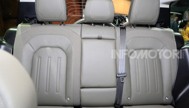 Land Rover Defender 2020, dati e informazioni - Foto 40 di 47
