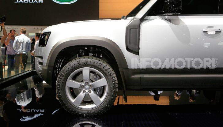 Land Rover Defender 2020, dati e informazioni - Foto 10 di 47