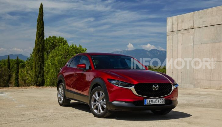 [VIDEO] Prova su strada Mazda CX-30: la giusta misura al crossover giapponese - Foto 7 di 43