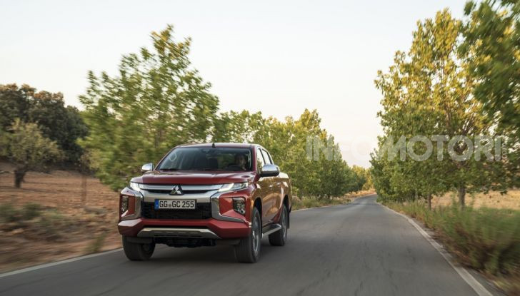 Prova nuovo Mitsubishi L200 2020: il pickup solido come la roccia! - Foto 16 di 44