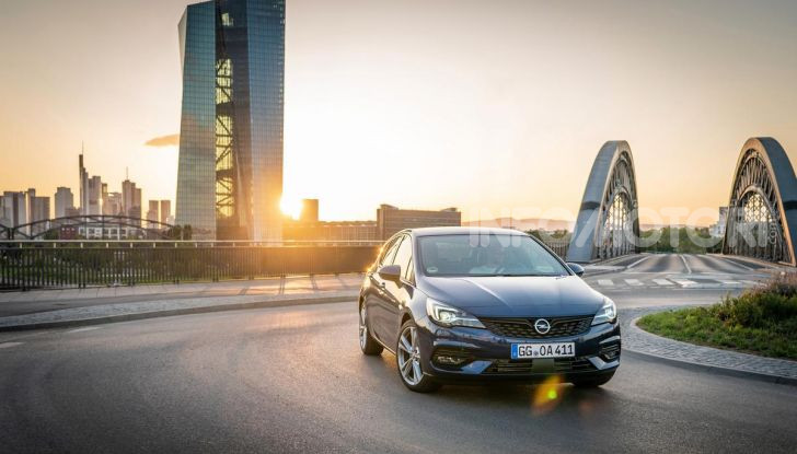 [VIDEO] Opel Astra 2019, prova su strada: nuovi motori, restyling e tecnologia - Foto 5 di 30