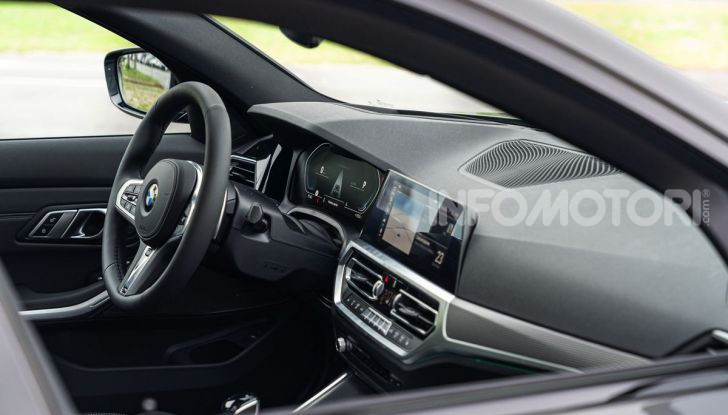 [VIDEO] Prova su strada nuova BMW Serie 3 Touring: La regina è tornata! - Foto 19 di 35