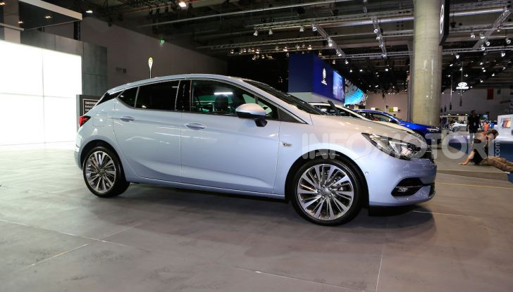 Opel Astra 2020: molto aerodinamica e tutta nuova - Foto 5 di 13