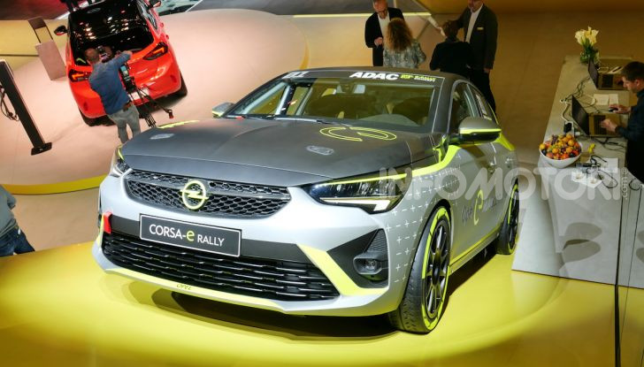 Opel Corsa-e, la prima auto da rally elettrica - Foto 1 di 17