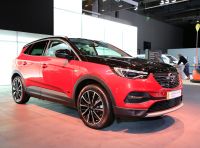 Opel Grandland X Plug-In Hybrid4: trazione integrale e poche emissioni