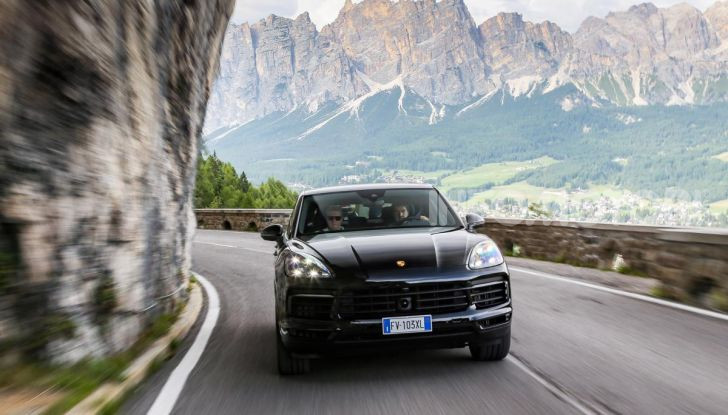 [VIDEO] Prova Porsche Cayenne Coupè 2019: il SUV sportivo ed elegante - Foto 15 di 25