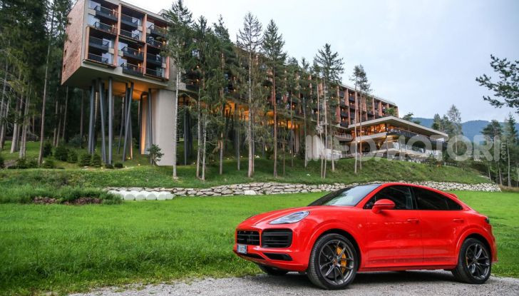 [VIDEO] Prova Porsche Cayenne Coupè 2019: il SUV sportivo ed elegante - Foto 14 di 25