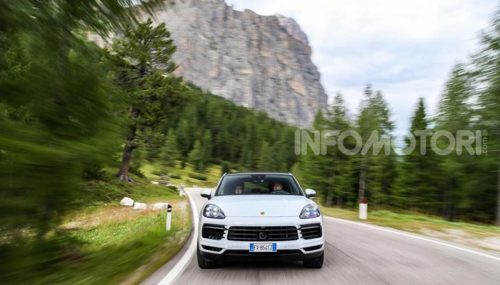 [VIDEO] Prova Porsche Cayenne Coupè 2019: il SUV sportivo ed elegante - Foto 11 di 25