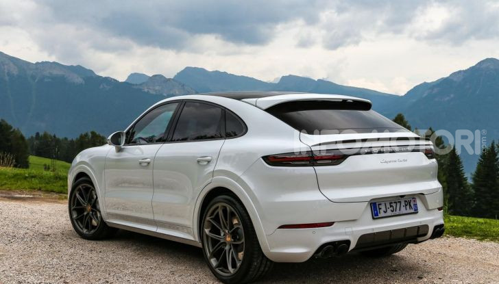 [VIDEO] Prova Porsche Cayenne Coupè 2019: il SUV sportivo ed elegante - Foto 21 di 25