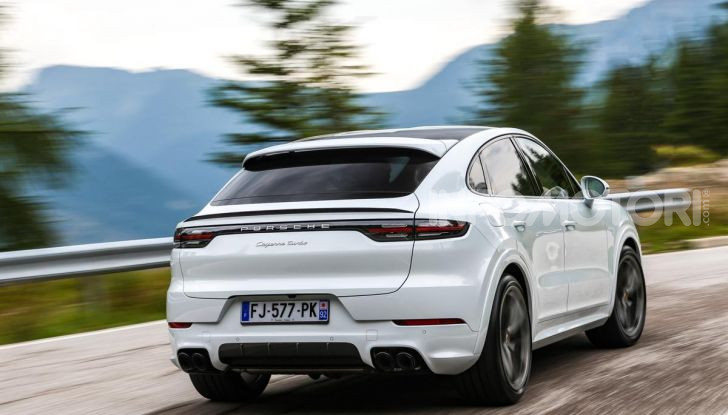 [VIDEO] Prova Porsche Cayenne Coupè 2019: il SUV sportivo ed elegante - Foto 20 di 25