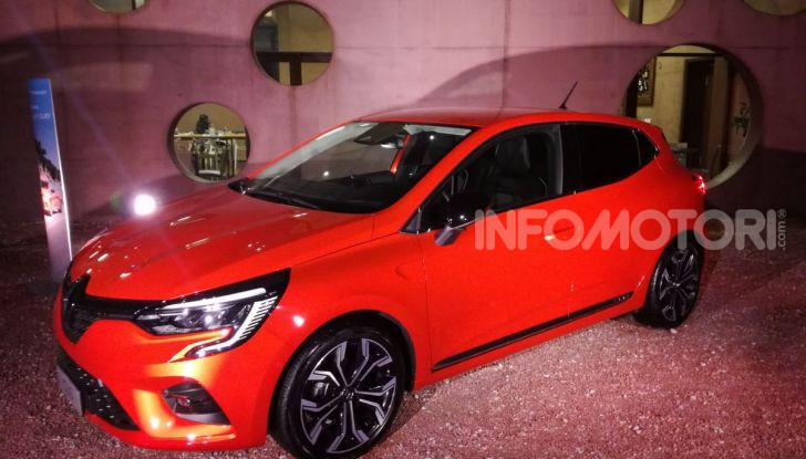 Nuova Renault Clio 2020, la prova su strada della quinta generazione - Foto 5 di 20