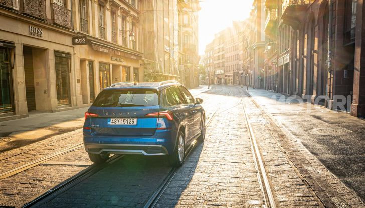 Prova su strada Skoda Kamiq: il terzo elemento della gamma SUV - Foto 10 di 39