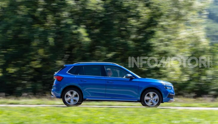 Prova su strada Skoda Kamiq: il terzo elemento della gamma SUV - Foto 5 di 39