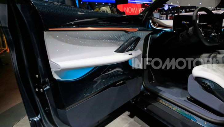 Cupra Tavascan Concept, il SUV coupé 100% elettrico - Foto 25 di 26