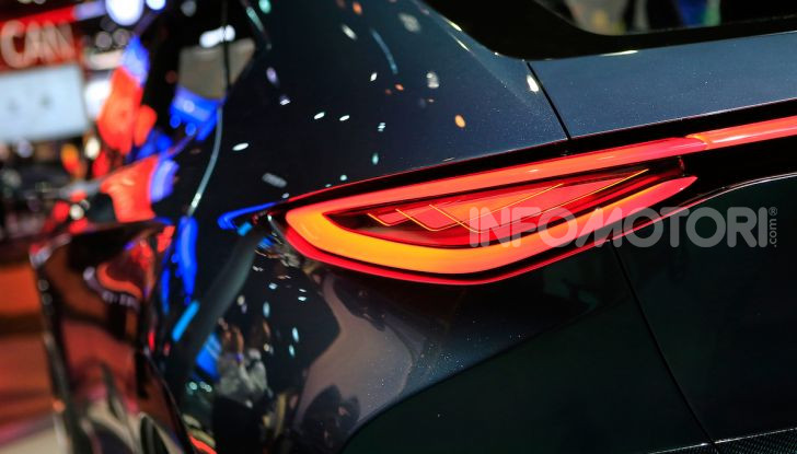 Cupra Tavascan Concept, il SUV coupé 100% elettrico - Foto 12 di 26