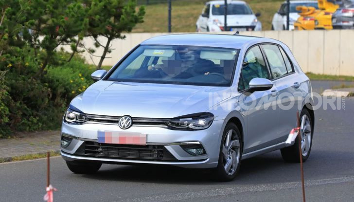 Nuova Volkswagen Golf 8 GTE: elettrica, sportiva e connessa - Foto 5 di 24
