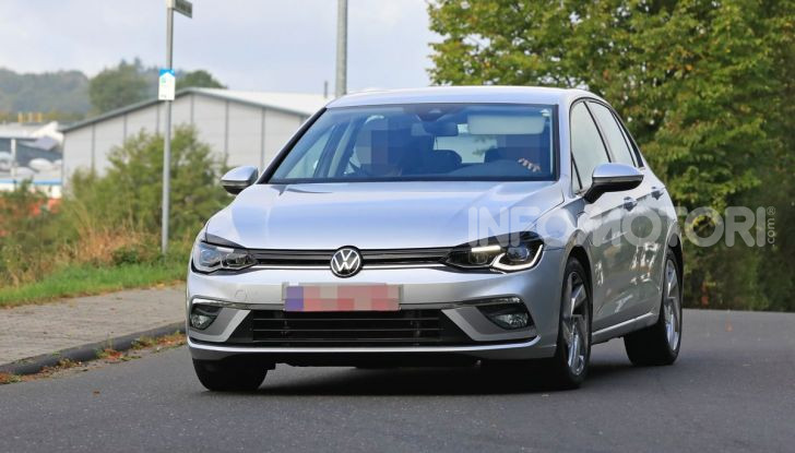 Nuova Volkswagen Golf 8 GTE: elettrica, sportiva e connessa - Foto 4 di 24