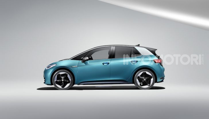 Volkswagen ID.3 R, la compatta elettrica dalle alte prestazioni - Foto 2 di 47