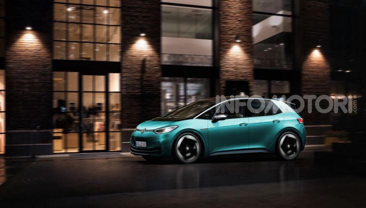 Volkswagen ID.3 R, la compatta elettrica dalle alte prestazioni - Foto 21 di 47