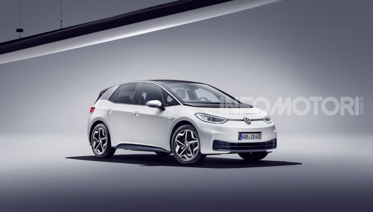 Volkswagen ID.3 R, la compatta elettrica dalle alte prestazioni - Foto 6 di 47