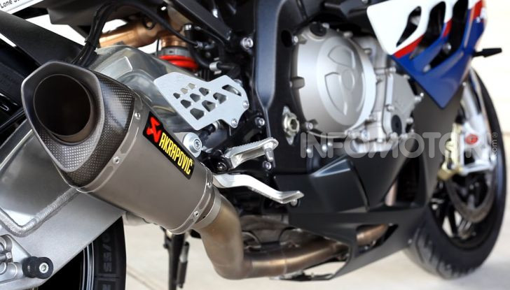 Scarico moto aftermarket: basta che sia omologato per essere in regola? - Foto 10 di 11