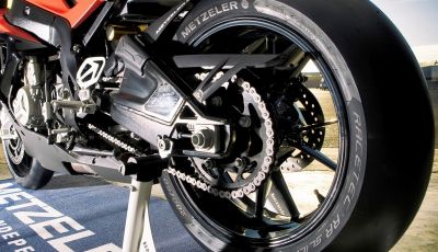 Pneumatici moto: come leggere le sigle e scegliere quelli giusti