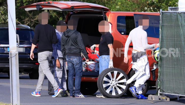 Tesla Model S al Nurburgring per battere il record della Porsche Taycan - Foto 11 di 35