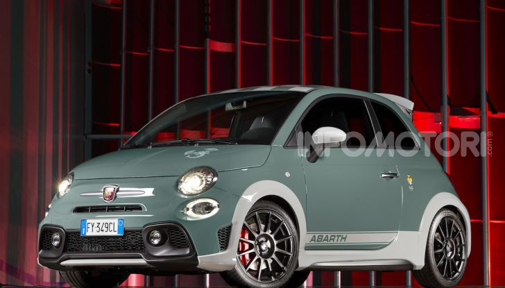 Nuova Abarth 695 70° Anniversario: prezzi da 34.600 euro - Foto 3 di 20