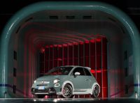 Nuova Abarth 695 70° Anniversario: prezzi da 34.600 euro