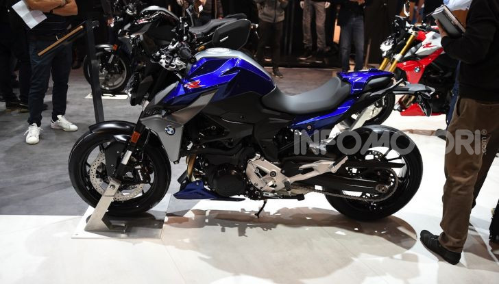 BMW F 900R 2020: la naked della Casa dell’elica dinamica e adatta a tutti - Foto 5 di 39