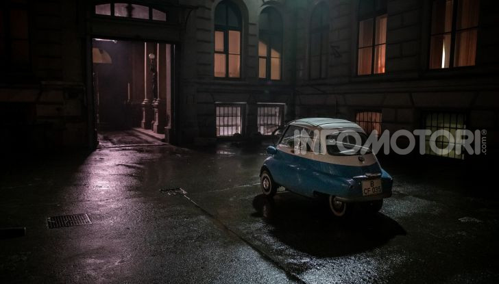 BMW Isetta, l’auto che salvò 9 persone durante la Guerra Fredda - Foto 4 di 4