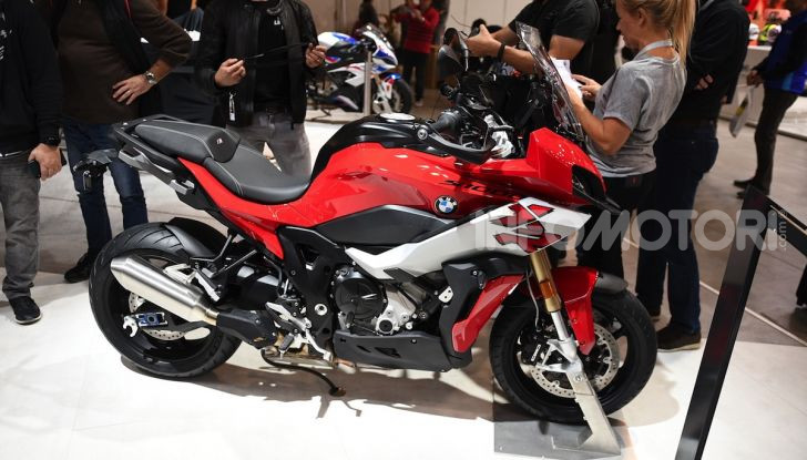 BMW S 1000 XR 2020: ad Eicma la nuova versione della crossover della Casa dell’elica - Foto 7 di 51